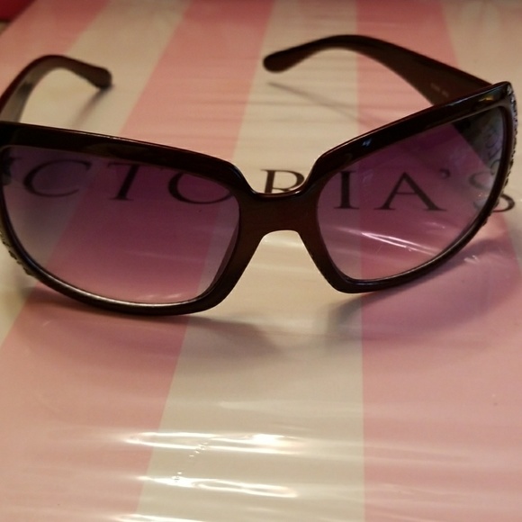 Nwot Steve Madden Sunglasses UVA protected Crystal main image 4